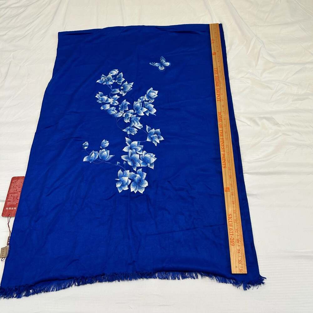 100% Mulberry Silk Scarf Royal Blue Hand Embroidered Floral Chinese Xiang Xiu - Picture 6 of 7